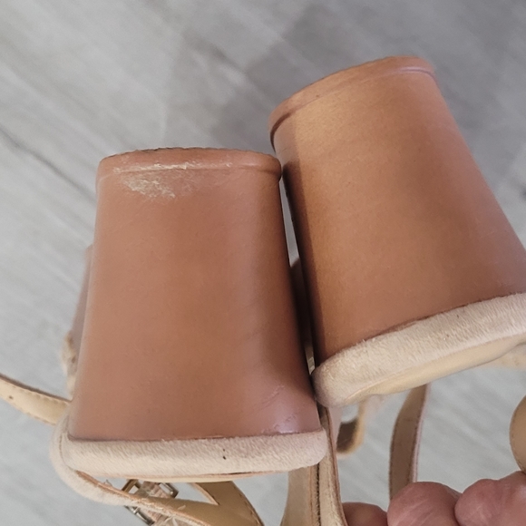 Women's Clogs - Picture 13 of 16